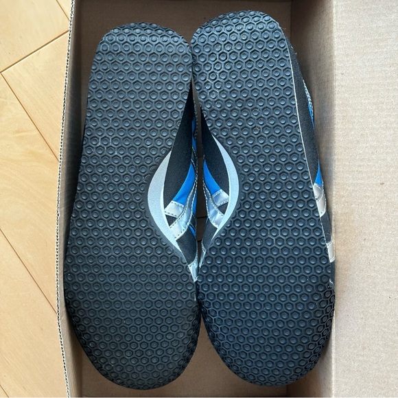 NEW Onitsuka Tiger Ultimate 81 sneakers Blue/Silver size women’s US 6.5 - Picture 8 of 11